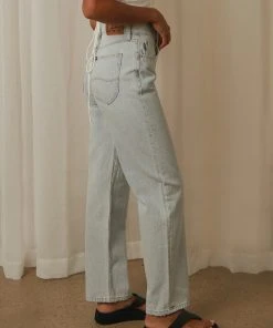 Lee Beau Jean - Paramount New & Most Loved