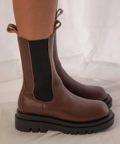 Cult Avenue New & Most Loved Annalise Boot - Choc Brown