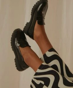 Cult Avenue Lucinda Loafer - Gloss Black