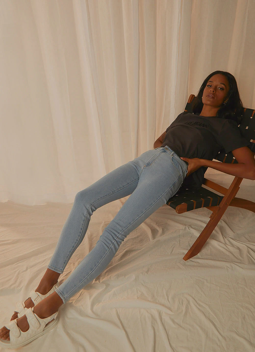 Abrand A High Skinny Ankle Basher Jeans - Walk Away New & Most Loved 3 Abrand A High Skinny Ankle Basher Jeans - Walk Away New & Most Loved