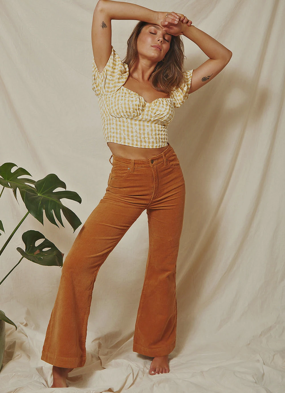 Rolla's Eastcoast Flare Pants - Tan Cord New & Most Loved 3 Rolla's Eastcoast Flare Pants - Tan Cord New & Most Loved