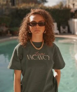 Vacancy Supply Late Checkout Tee - Forest Green