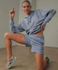 Champion New & Most Loved Vintage Dye Boyfriend Short - Wildflower Blue