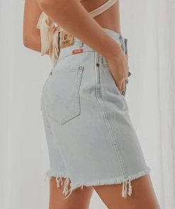 Wrangler New & Most Loved Tyler Wide Short - Clairvoyant